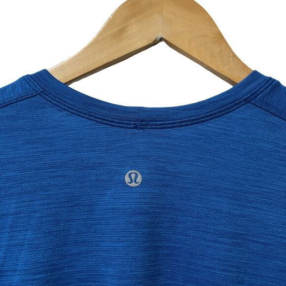 Lululemon Mens Metal Vent Tech T Shirt Size XXL Blue Athletic Gym Workout - Picture 5 of 6